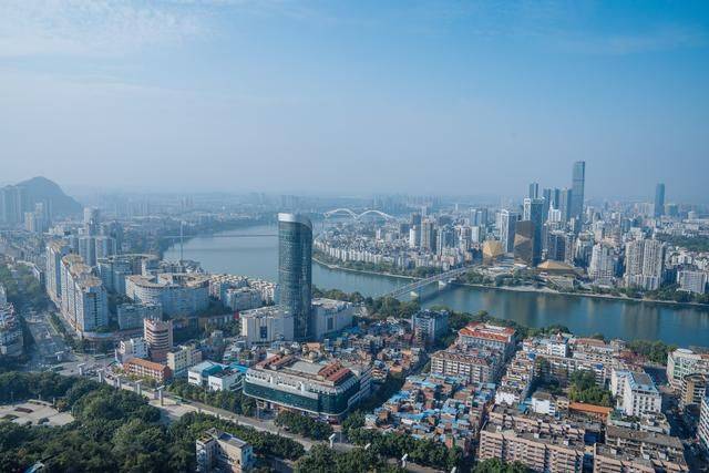 马鞍山，俯瞰城市美景，柳州约会最佳去处4