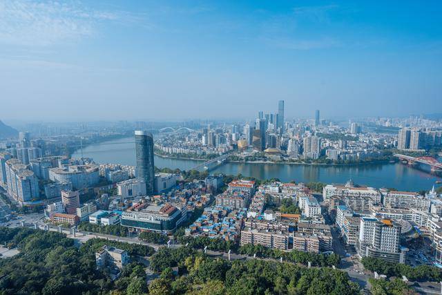 马鞍山，俯瞰城市美景，柳州约会最佳去处6