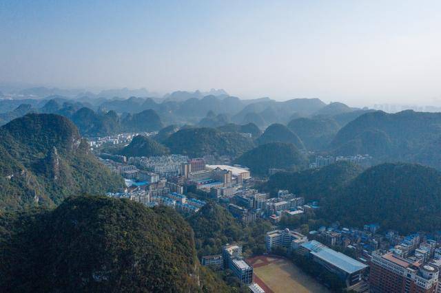 马鞍山，俯瞰城市美景，柳州约会最佳去处18
