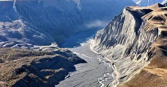 悬崖峭壁大峡谷,不用出国,中国美丽的12个大峡谷2