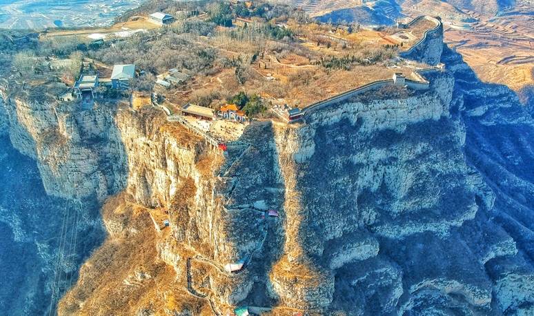 河北石家庄这个神奇名山,580米悬崖峭壁之上,居然有个古战场6