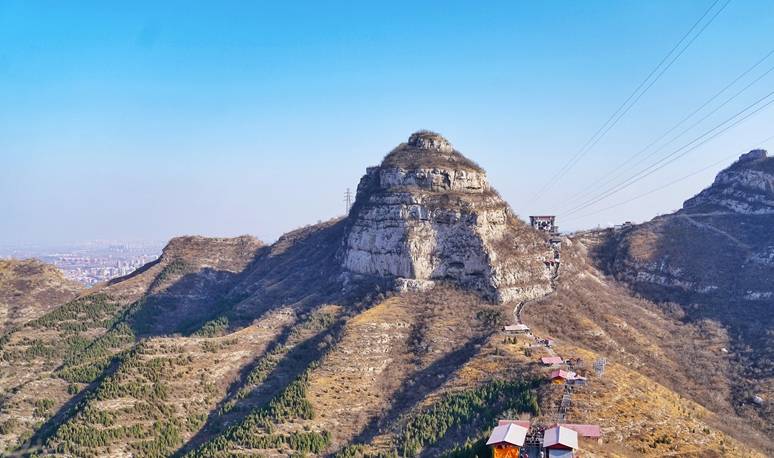 河北石家庄这个神奇名山,580米悬崖峭壁之上,居然有个古战场9