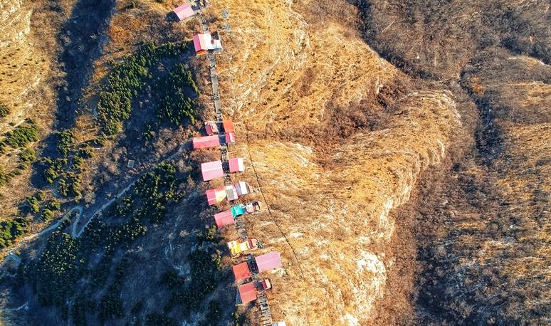 河北石家庄这个神奇名山,580米悬崖峭壁之上,居然有个古战场12
