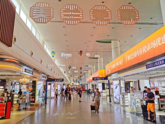 原创 飞机票能不能退？能退，但通常要扣钱，甚至在飞机起飞之后都能退5