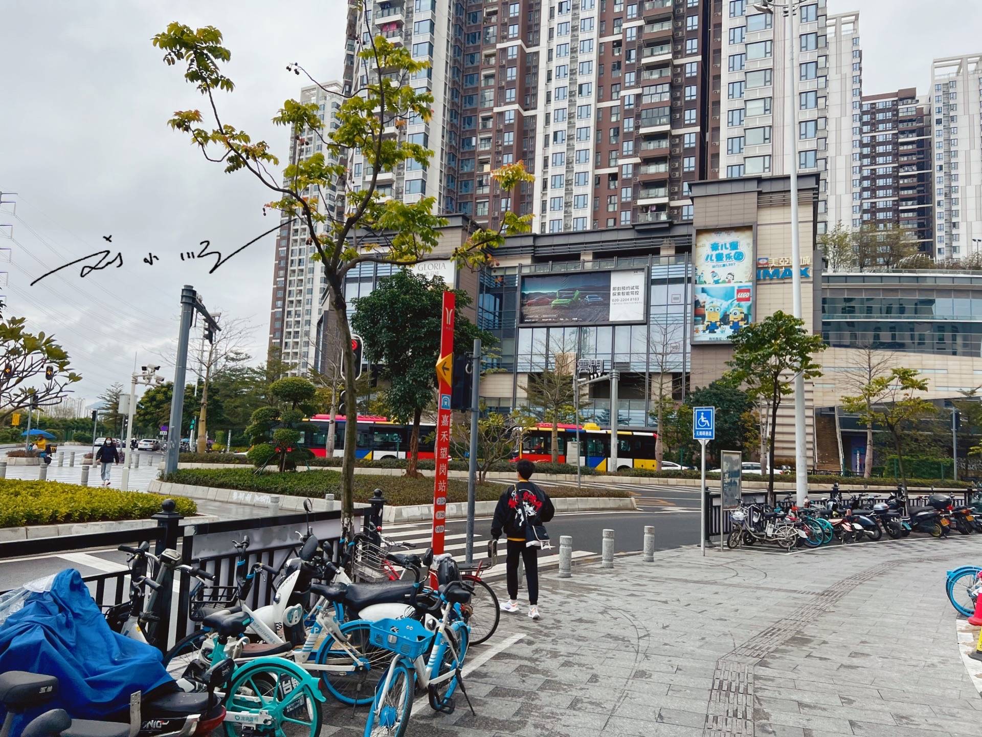 原创 实拍广州市白云区“云门”商场,靠近嘉禾望岗地铁站,人气却一般13