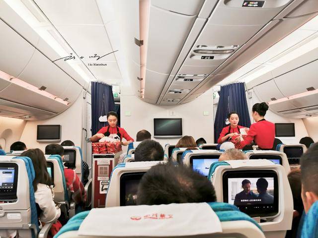 原创 坐飞机不能说“一路顺风”是什么意思?这样祝福他,暖他一阵子3