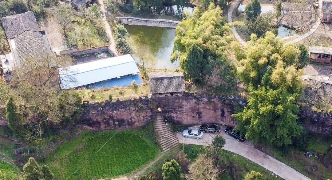 原创 重庆大山中发现一座雄伟的清朝古寨,村民过着与世无争的田原生活4
