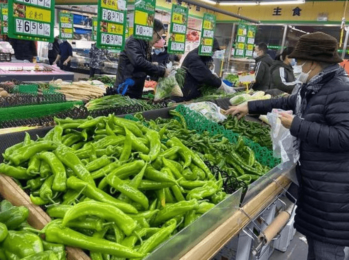 原创 买菜去菜场好些还是去超市好？菜场买菜和超市买菜有什么不同？2