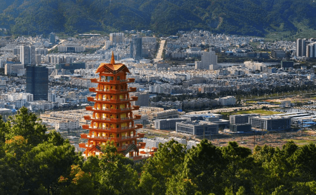 原创 云南一“不起眼”的城市,人口只有200多万,却是茶文化起源地1