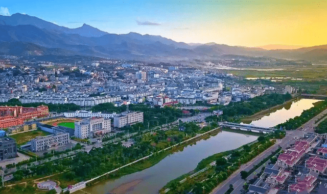 原创 云南一“不起眼”的城市,人口只有200多万,却是茶文化起源地2