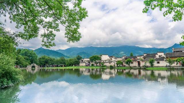 黄花三月踏徽州,半阴半雨伴神游3