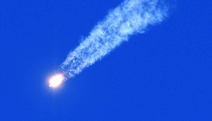 原创 空间站当中出了事情,宇航员能够通过跳伞,返回地球吗?2