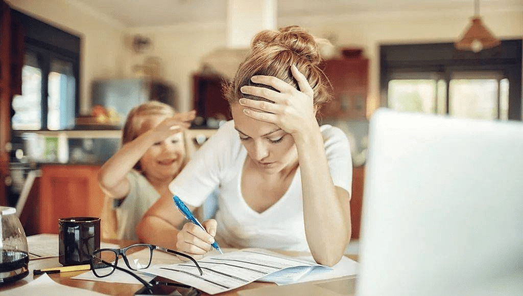 原创 为啥农村的女生很小就结婚,到了大城市也大量变成剩女?3个原因3