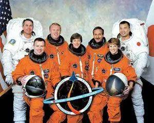 原创 为何宇航员连牺牲都不怕,从月球上看地球时却会感到无比恐惧?4