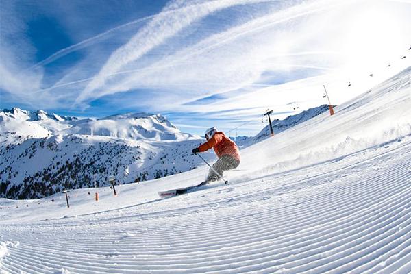 滑雪入门攻略 新手滑雪需要注意的事项1