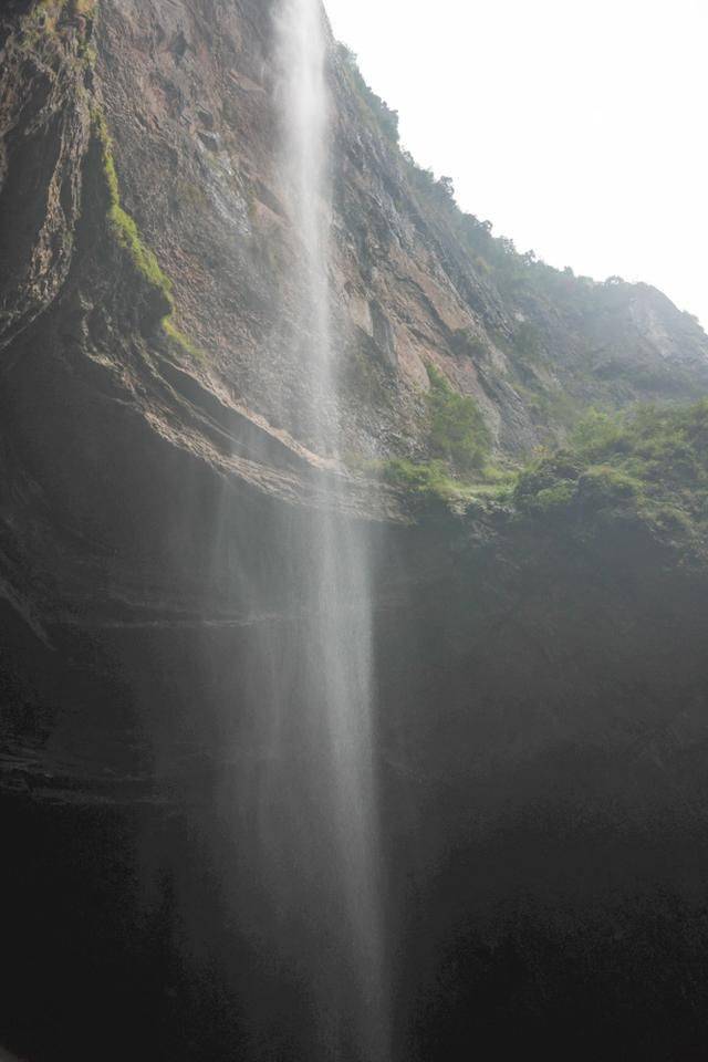硝洞岩瀑布,乐山探险好去处,人少精美空气好29