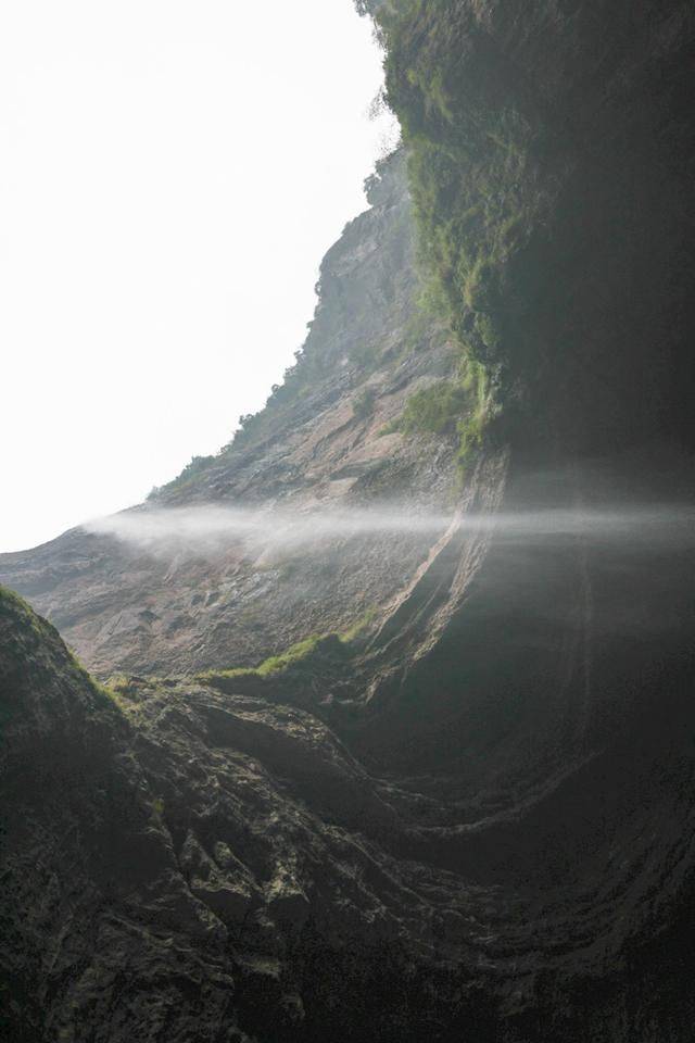 硝洞岩瀑布,乐山探险好去处,人少精美空气好30