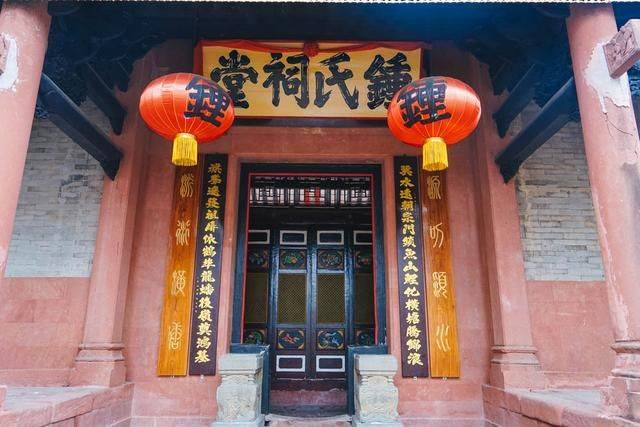 在东莞繁华市中心还藏着一个百年古村，没有保存完整的祠堂，绝美3