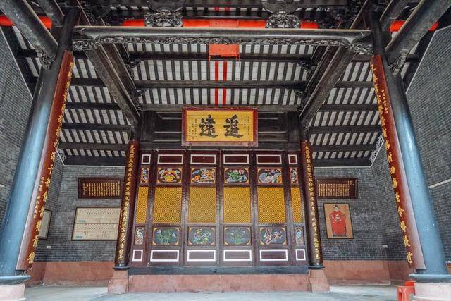 在东莞繁华市中心还藏着一个百年古村，没有保存完整的祠堂，绝美6