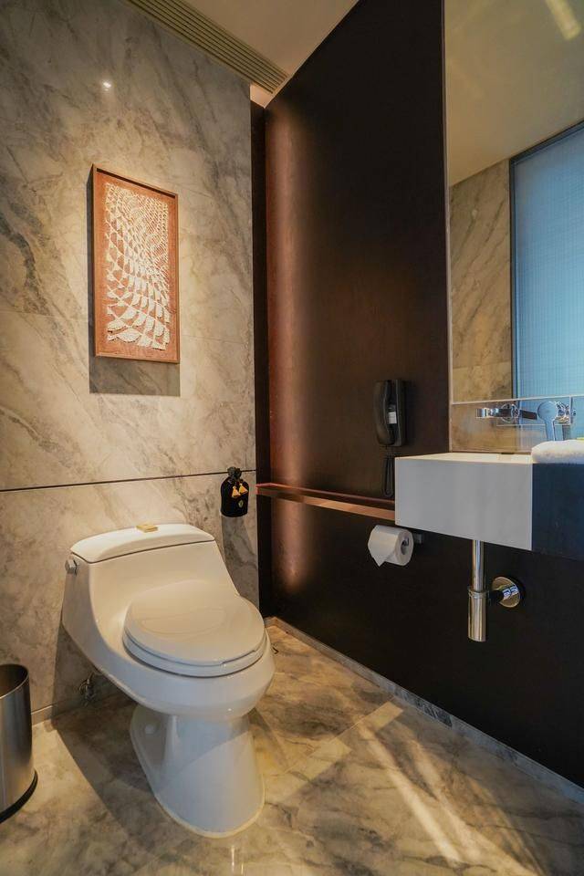 珠海网红的酒店，拉开窗帘就能看得见海，成为珠海旅游新地标4