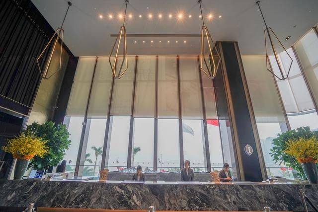 珠海网红的酒店，拉开窗帘就能看得见海，成为珠海旅游新地标24