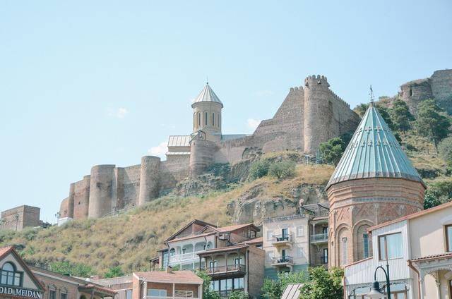 中亚有一个超高颜值的国家,首都颇具魅力,对中国人十分友好3