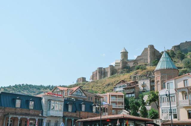 中亚有一个超高颜值的国家,首都颇具魅力,对中国人十分友好4