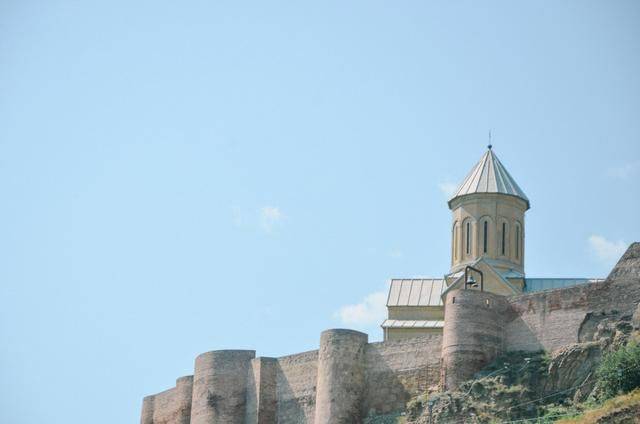 中亚有一个超高颜值的国家,首都颇具魅力,对中国人十分友好5