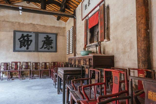 原创 死亡之海罗布泊,究竟隐藏着什么秘密,为何科学家一去不复返?2