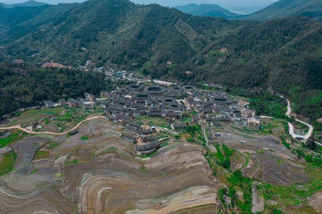 这个藏在大山里的世界遗产,游人稀少,安逸得不像话17