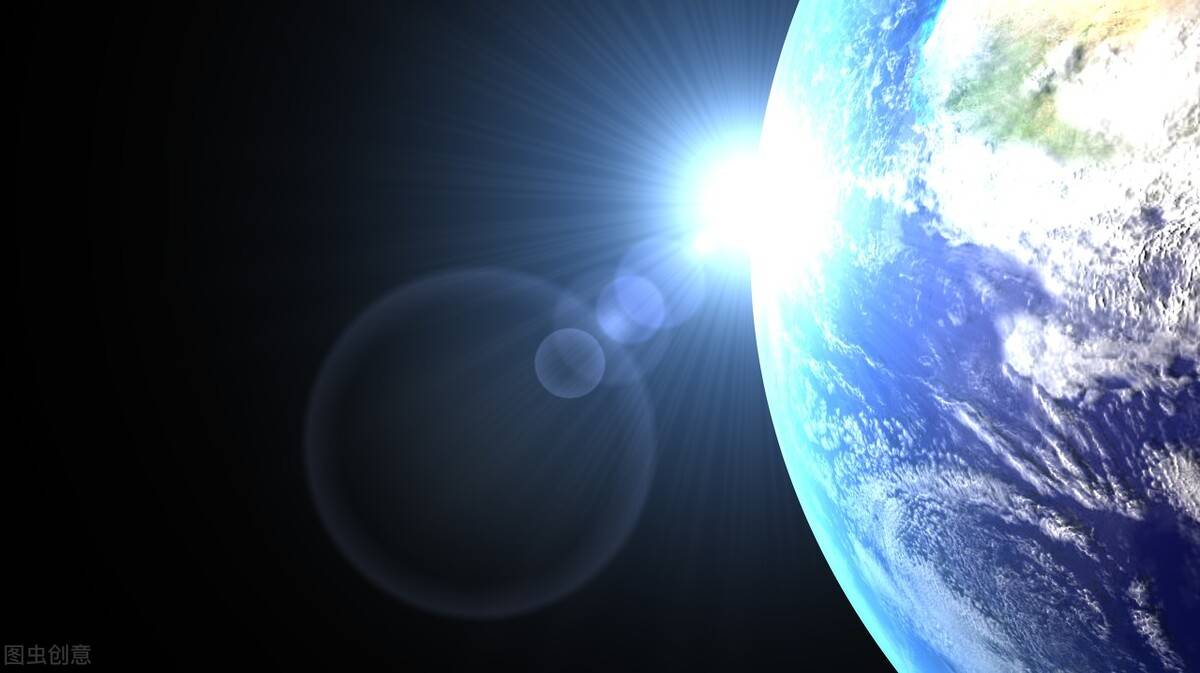 原创 宇宙漆黑一片,为什么太阳光照不亮太空?光去了哪里?2