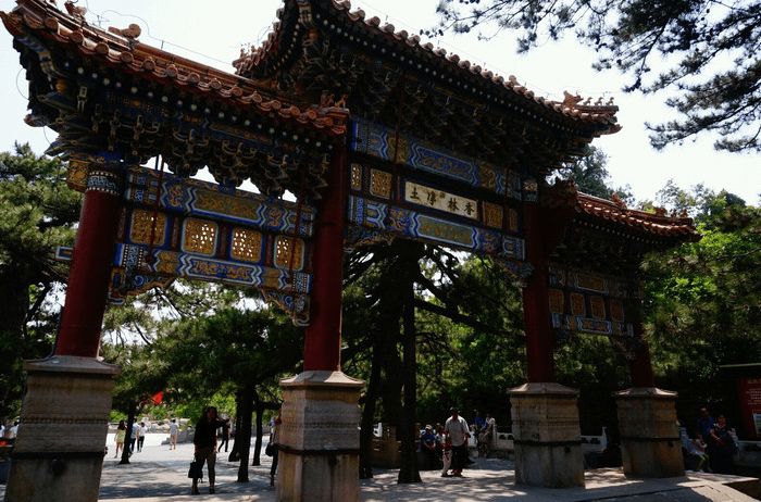 原创 北京一“隐秘”的千年古寺，古树参天环境清幽，名字却总让人念错5