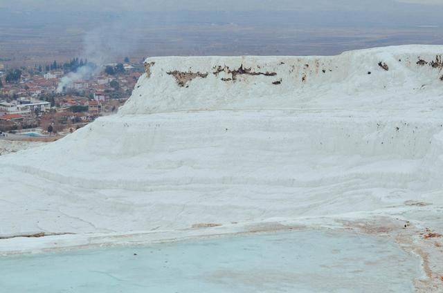 上帝打翻了牛奶瓶,它就变成了土耳其的棉花堡28