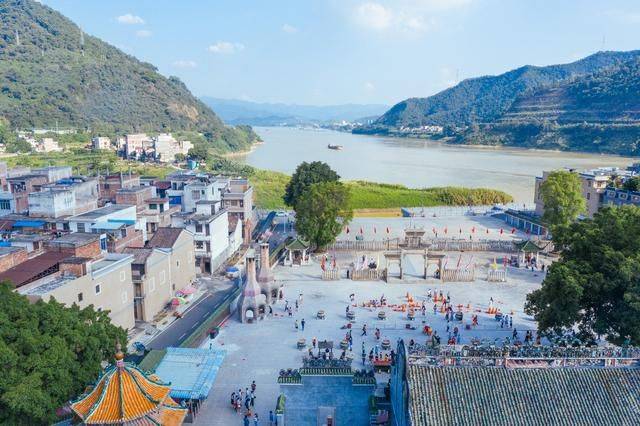 拜龙母,只有肇庆和梧州人特有的崇拜,十分有意思4