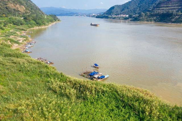 拜龙母,只有肇庆和梧州人特有的崇拜,十分有意思5