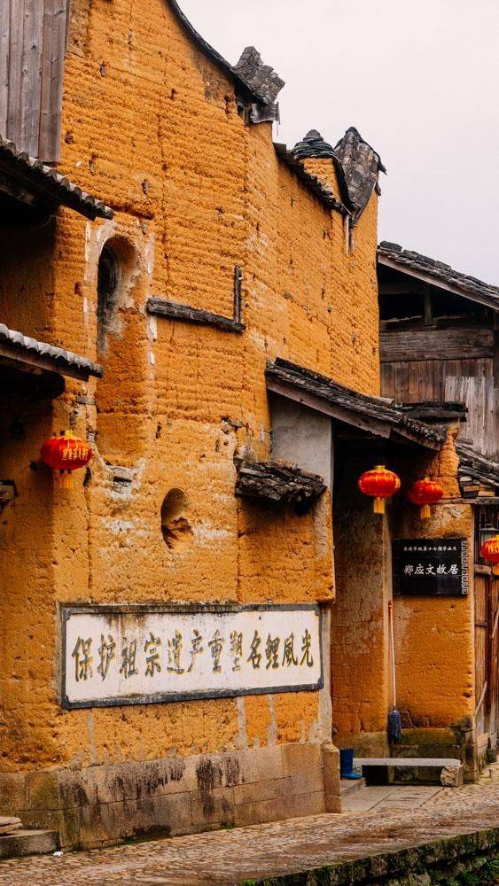 这个地方爱鱼成风,甚至还要位于举行葬礼,福建这一古村太神奇了11