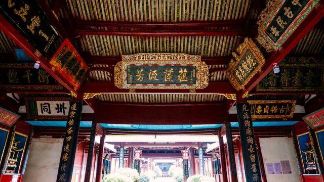 这个地方爱鱼成风,甚至还要位于举行葬礼,福建这一古村太神奇了19