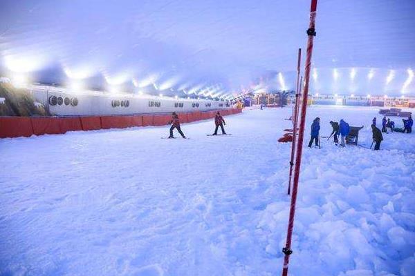 温州哪里有滑冰的地方 滑雪开放时间和地址1