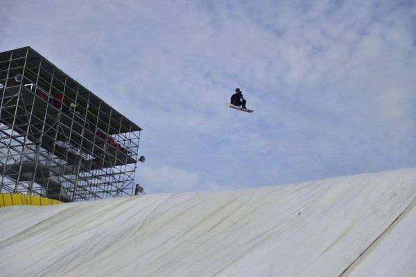 2022新都尖锋旱雪四季滑雪场门票价格及开放时间2