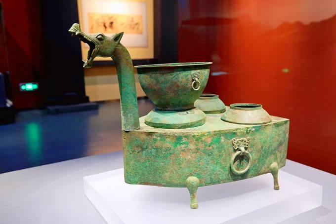 原创 探秘:内蒙古博物院的镇馆之宝,精美贵重,专家看到后惊叹不已14