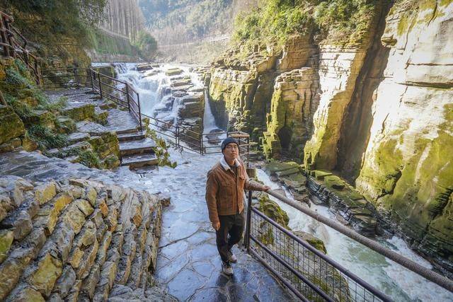 巨大溶洞隐藏地心深处秘密,湖北又一景点震惊全网,赶紧来打卡7