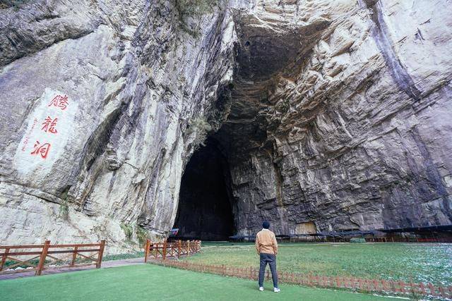 巨大溶洞隐藏地心深处秘密,湖北又一景点震惊全网,赶紧来打卡12