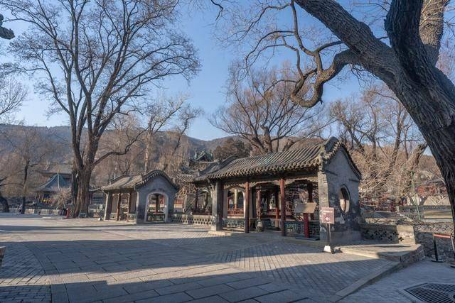 晋祠有一个超美的亭子，景色一流，仿佛仙境2