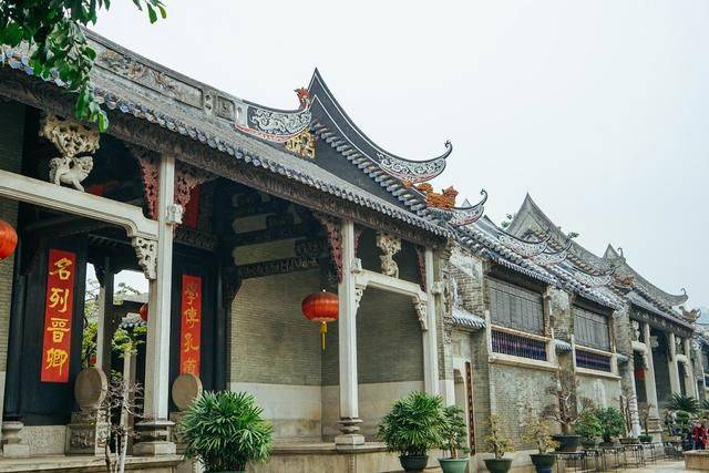 岭南园林中最低调的一个，位于广州番禺，小巧玲珑移步换景23