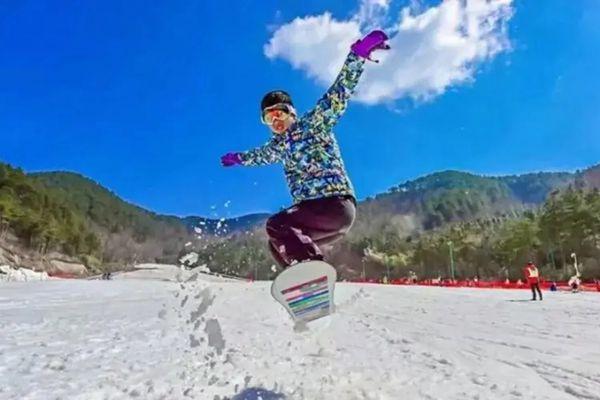 大明山滑雪场门票多少钱?怎么去1