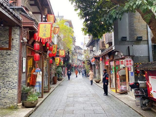 原创 湖南明明是一个南方省份,为什么冬天比北方还冷?而且也没有暖气2