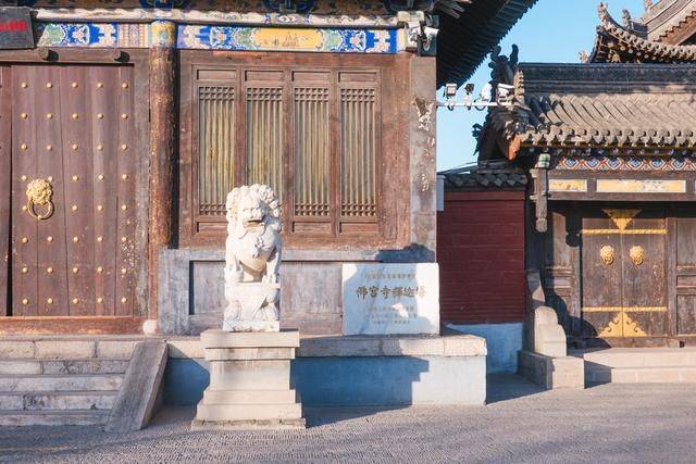 没有一颗钉子，全靠卯棒结构支撑了千年，具备54种斗拱的应县木塔7