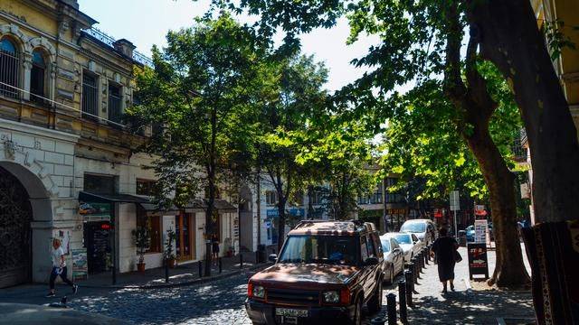 原创 多彩第比利斯,吃的超廉价的樱桃,漫步古老公元四世纪都市14