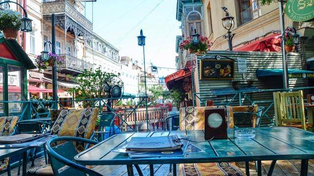 原创 多彩第比利斯,吃的超廉价的樱桃,漫步古老公元四世纪都市21