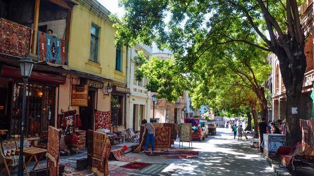 原创 多彩第比利斯,吃的超廉价的樱桃,漫步古老公元四世纪都市22